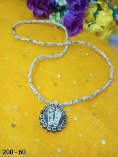 Tulsi Kanthi Mala with Shreeji Charan Pendant